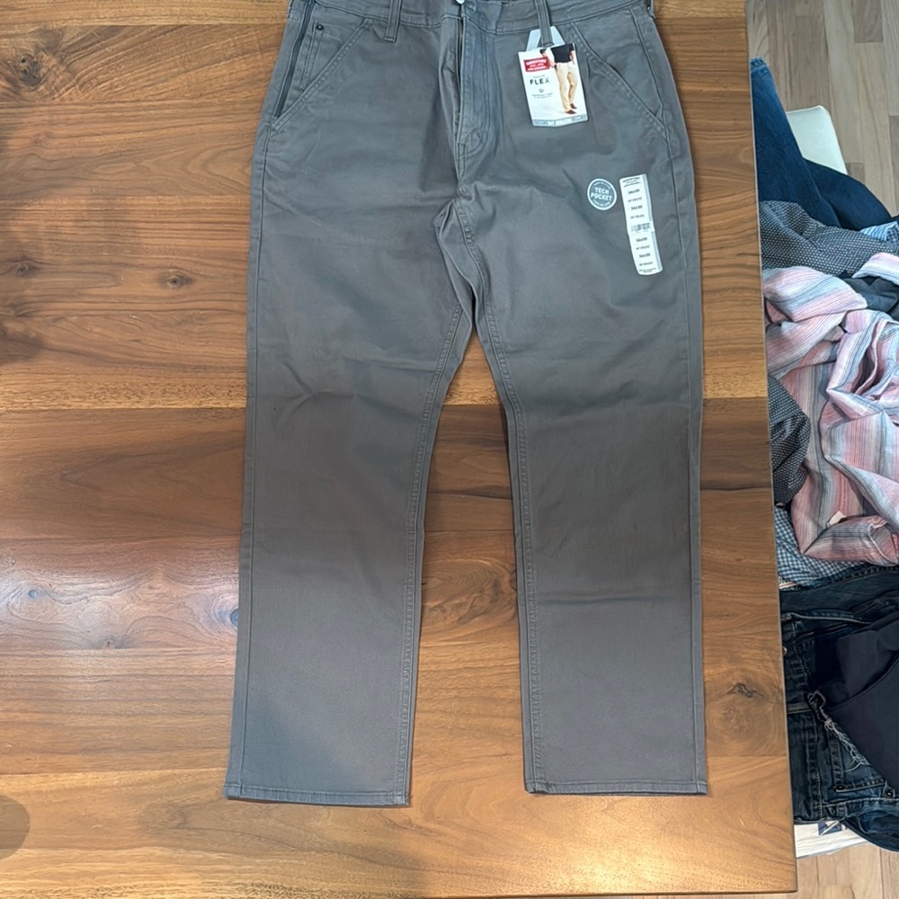 Levi's Men's Gray Jeans